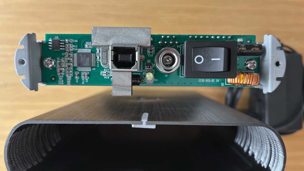 Caixa Externa Iomega LDHD-UP2USB para Disco Rígido (sem disco)