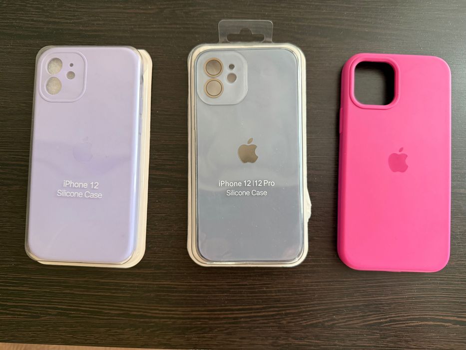 Чохли на iPhone 12