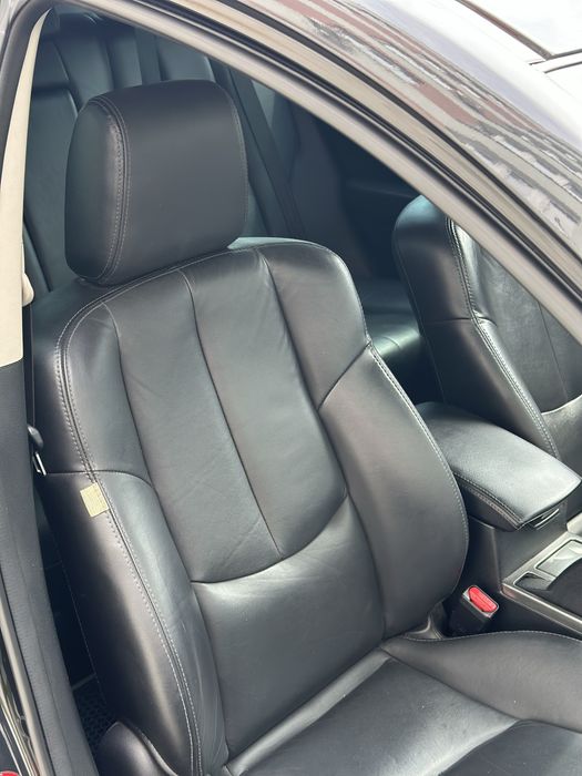 Mazda 6  2-покоління( рестайлінг)2011 рік 2.2 дизель