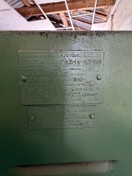 Máquina de soldadura por pontos industrial trifásica