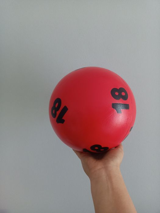 Kula lotto czarno- złota prezent