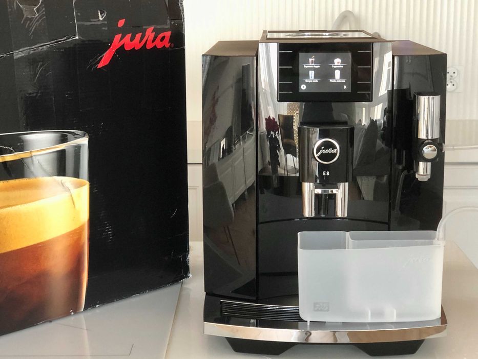 Automatyczny ekspres Jura E8 (EB) Piano Black / 2021rok / model: 15355