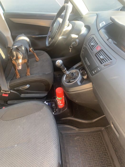 Ситроен с4 Пикассо отличное состояние или обмен на бус пассажир