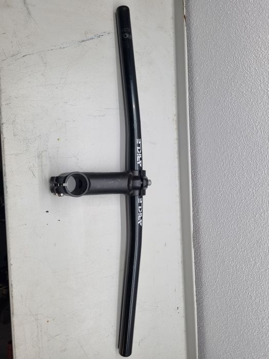 Avanço e  guiador bicicleta