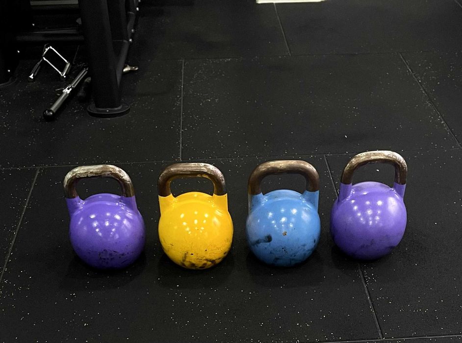 Kettlebell de 8kg-  AZAFIT