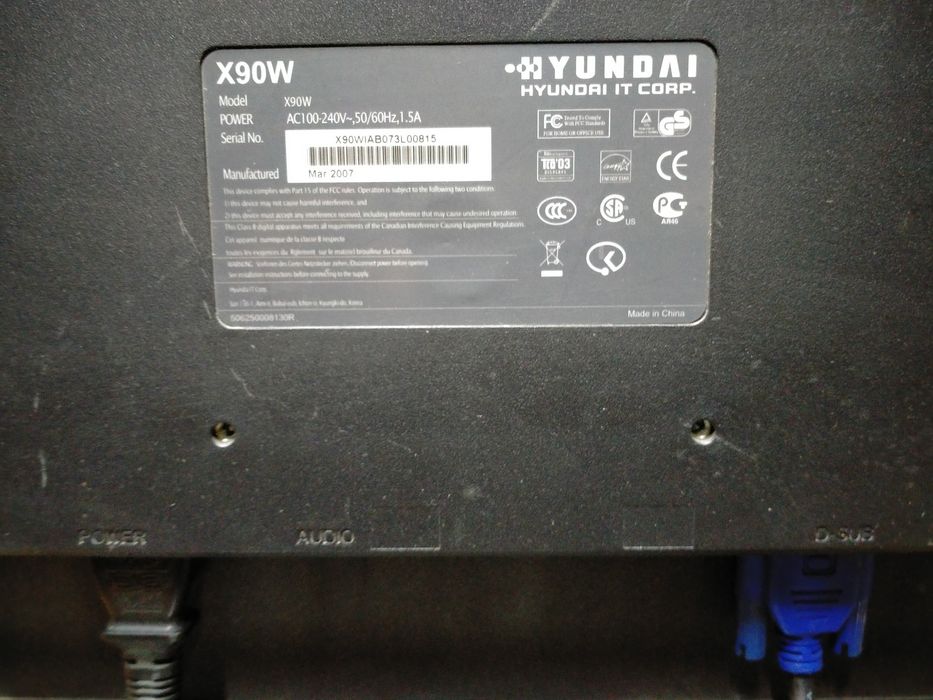 Monitor LCD 19'' Hyundai X90W