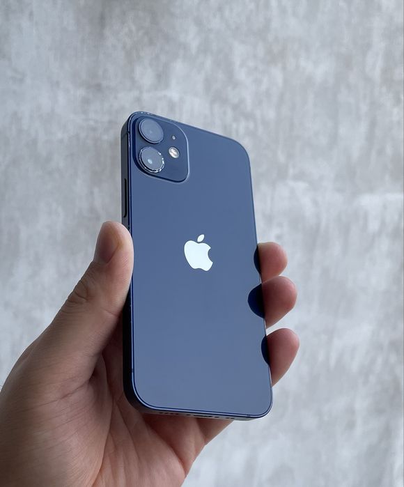 Apple Iphone 12  Mini 64 GB Neverlock  АКБ 100%