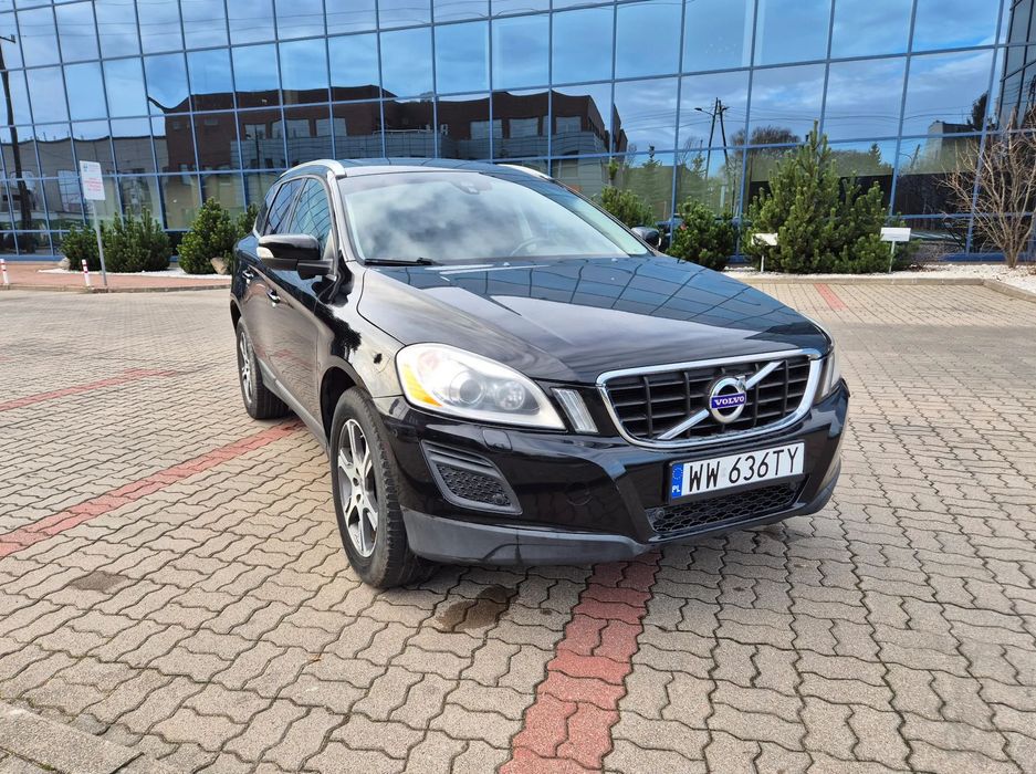 Volvo XC 60 Niski przebieg, zdrowy silnik, dynamiczny samochód, przedlift