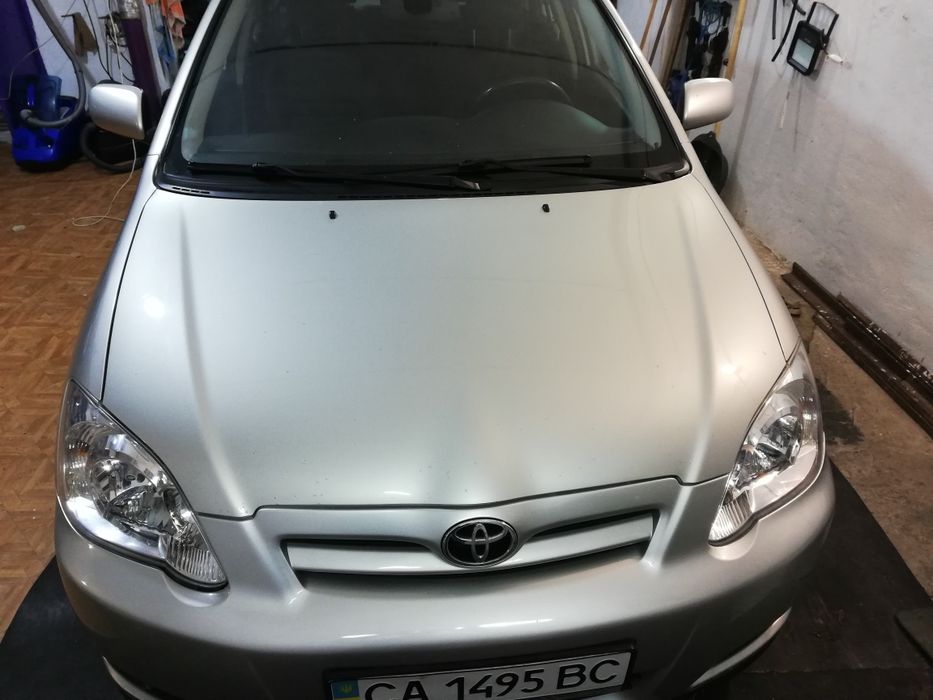 Полировка фар и химчистка авто.