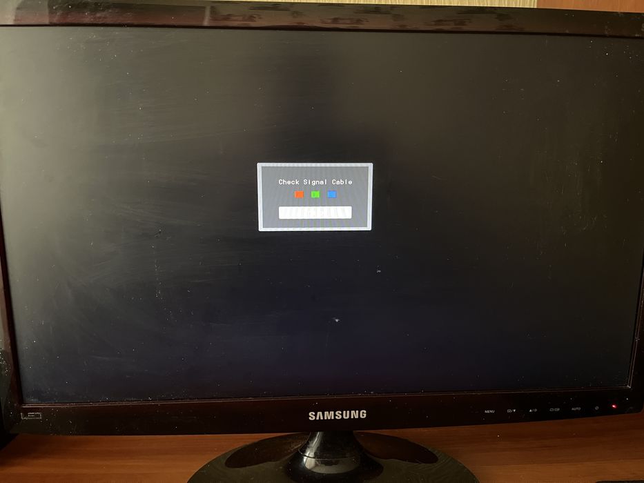 Монитор LED Samsung S22C300B (Full HD)