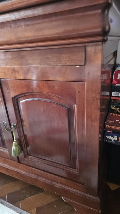 Móvel para televisão