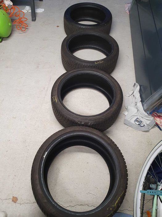 Opony Goodyear 225/40/18 całoroczne