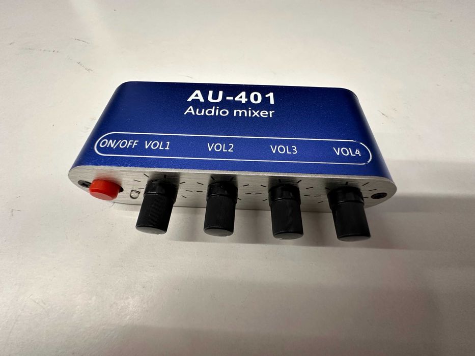 Dykb 4-drożny mikser audio stereo