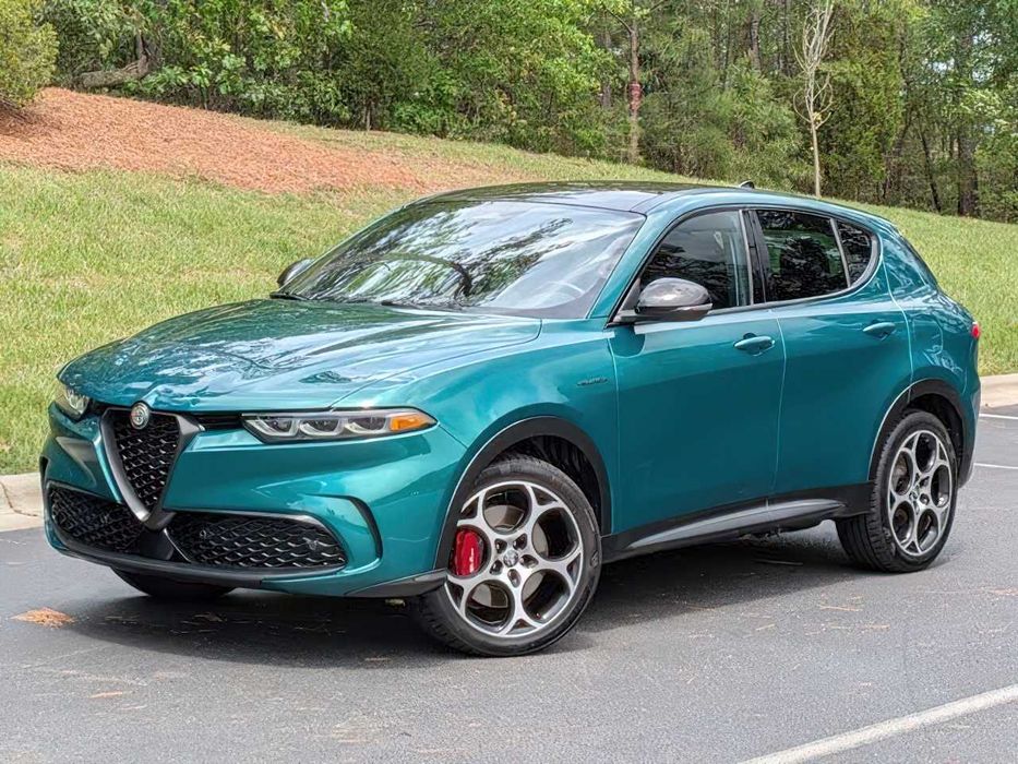 Alfa Romeo Tonale      2024