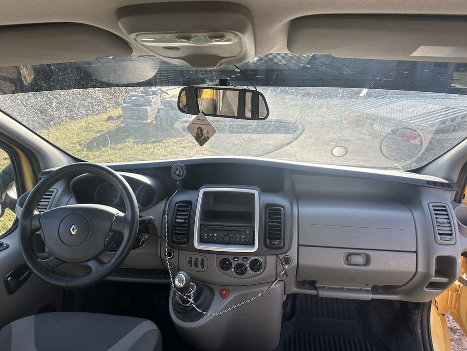 Renaut Trafic brygodówka long 2.0 115