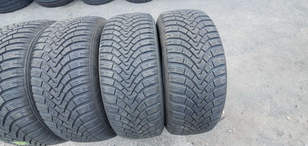 Зимові шини 215 55 R18 Falken EuroWinter HS01 Turkey 2020рік 4шт