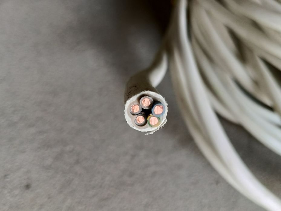Kabel 5×2,5 biały instalacyjny