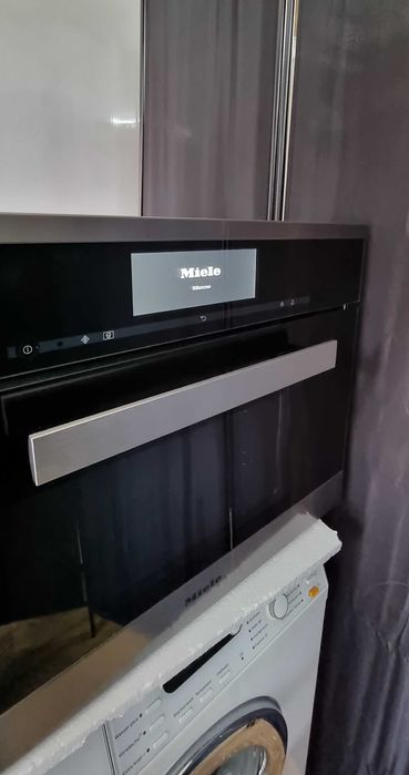 Urządzenie do gotowania na parze z kuchnią mikrofalową Miele DGM 6800