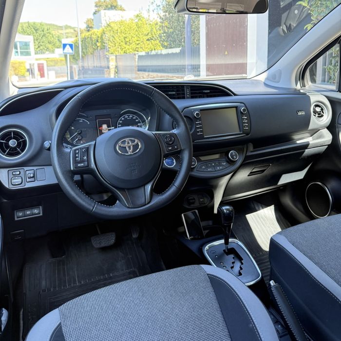 Toyota Yaris 1.5 Hybrid 2019 *DESDE 199€ MêS*