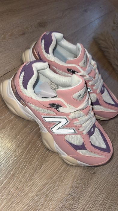 Buty damskie nowe nb 6090