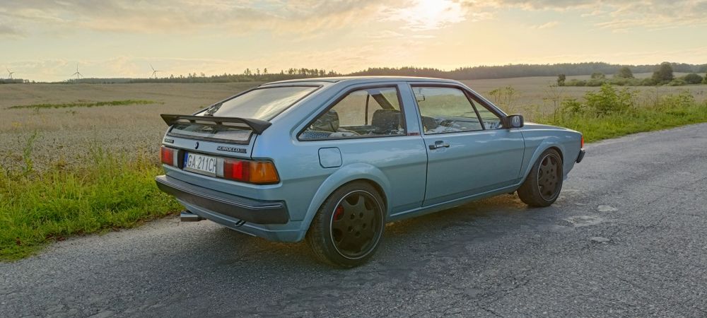 Scirocco 16V , 6 biegów, ABS  , przepiękne i dynamiczne coupé z początku lat 80-tych.
