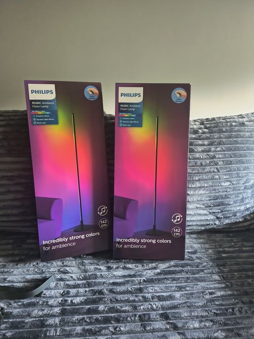 Philips RGBIC AMBIENT Floor Lamp