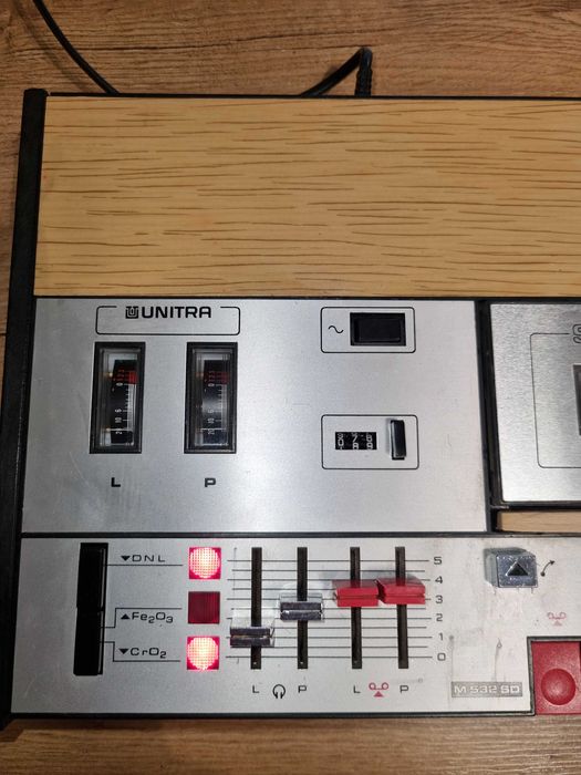 Magnetofon Unitra model M532 SD