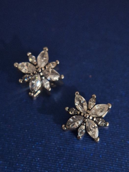 Nowy charms kwiatek srebro 925