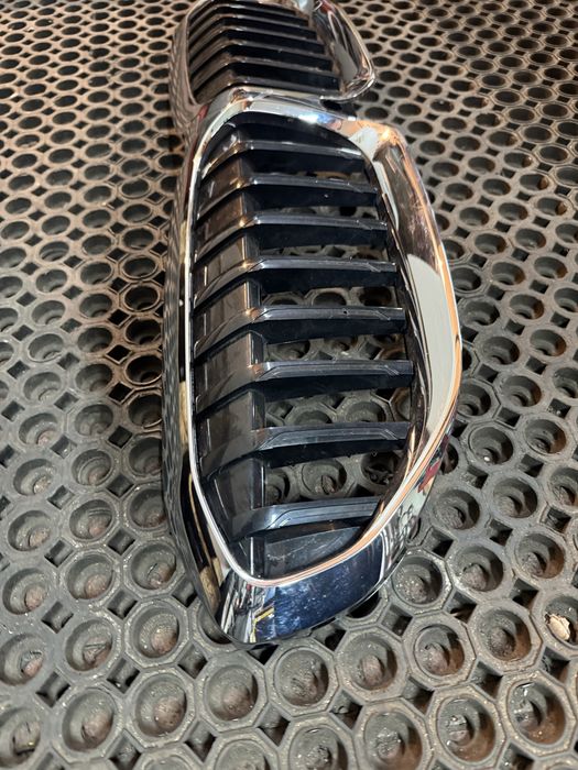 Gril BMW 3 G20 G21 18 Z Atrapa Chłodnicy