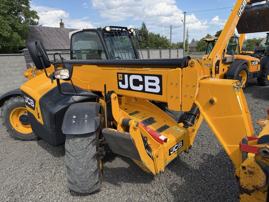 JCB 535-140 погрущик manitou