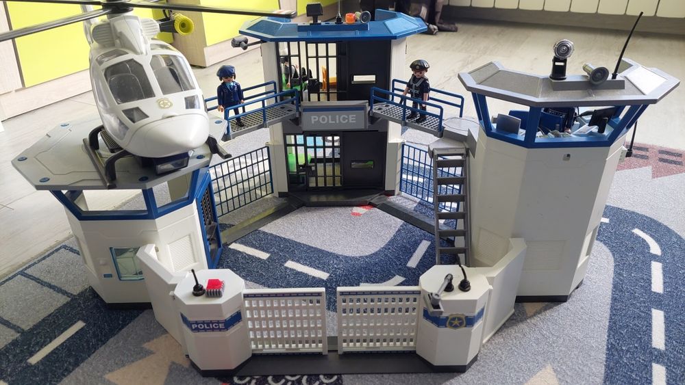 Playmobil komisariat policji