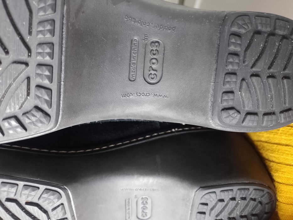 Skórzane buty Crocs W9