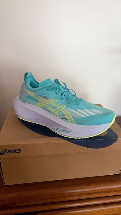 Sapatos de corrida Asics Megablast 46