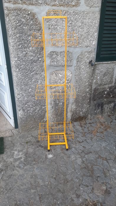 New display unit in Travassós-Fafe64284049079681121