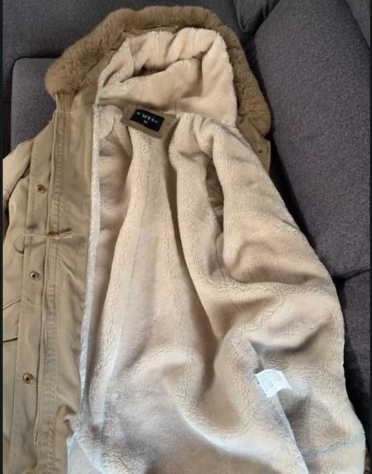 Kurtka beżowa rozmiar małe M