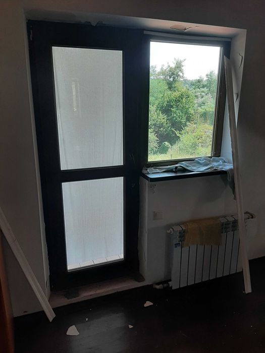 Сдам 2-3й этажи в доме в Соловьиной роще возле воды. Без мебели