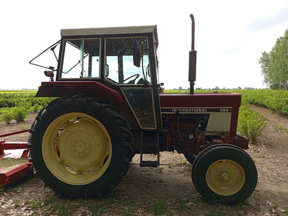 International 484