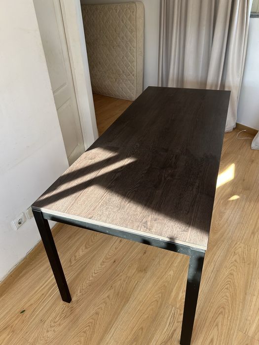 Mesa com abertura