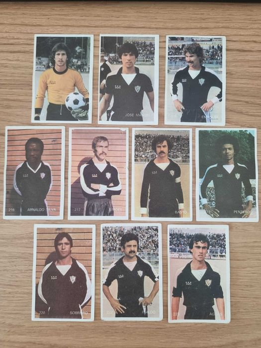 Cromos da equipa de futebol do Académico de Viseu
