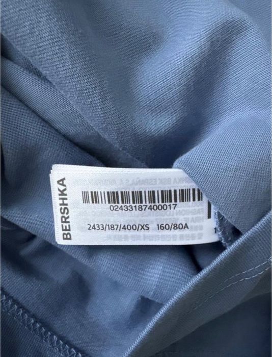 Футболка Bershka розмір xs з лимонами