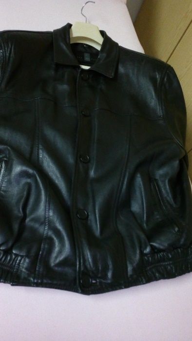 Blusão de homem em pele genuína