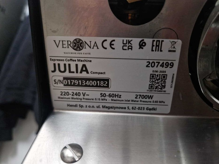 Julia Compact -hendi kawiarka do restauracji