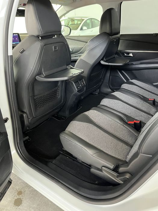Peugeot 5008 allure  1.2 Puretec 130cv