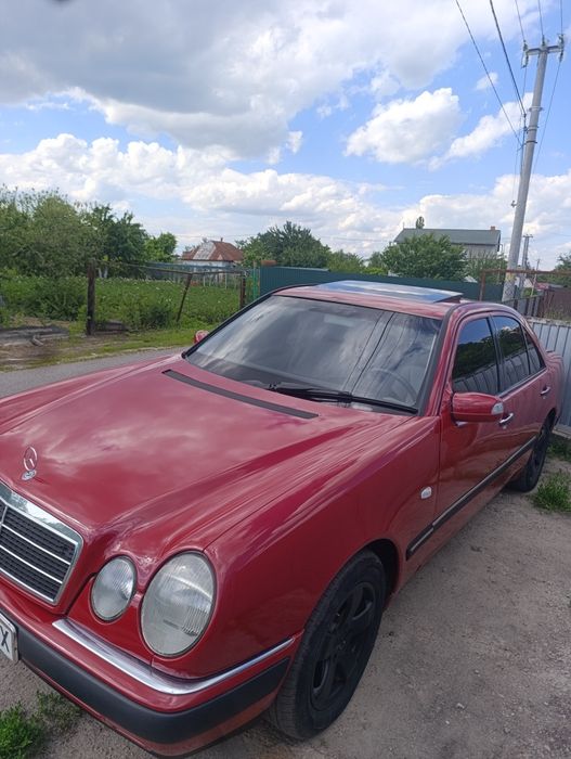 Мерседес w210  Е200