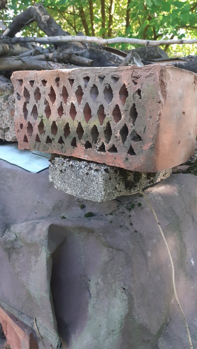 Cegła dziurawka Bytom