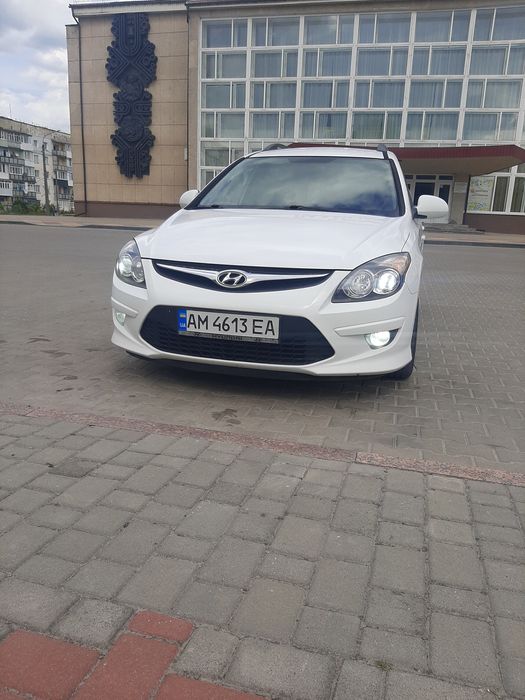 Продам Хюндай i30cw 2011