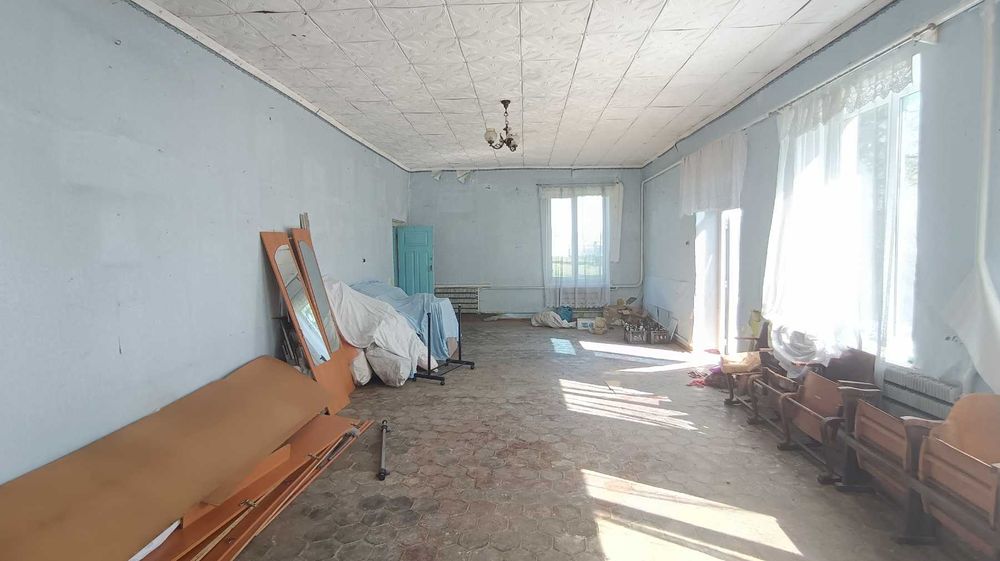 Продаж спецального приміщення село Водички