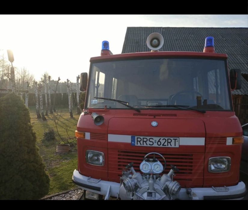 Mercedes-Benz LF 409  Samochód pożarniczy