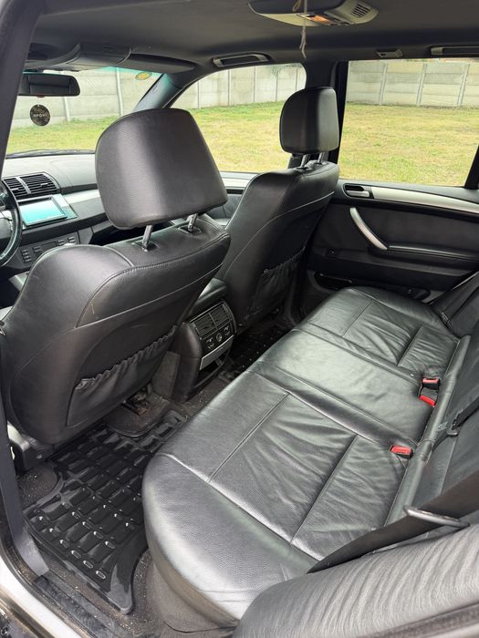 Авто БМВ Х5 3,0Дизель