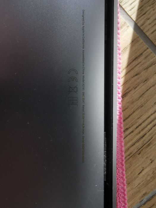 Macbook pro 16 cali Touchbar 2019
